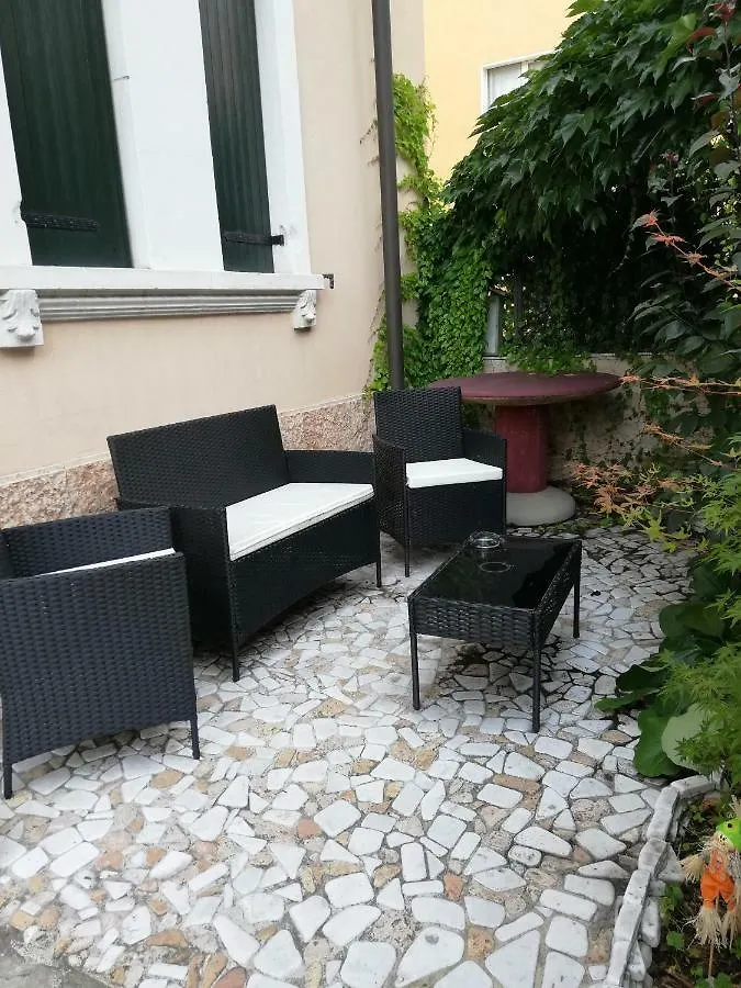 فندق مبيت وإفطار فيرونا La Maison Di Luca